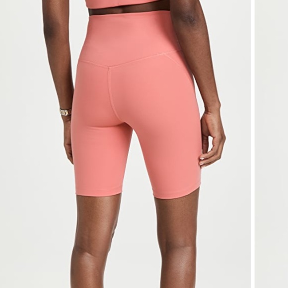 Girlfriend collective bike shorts - Picture 3 of 3
